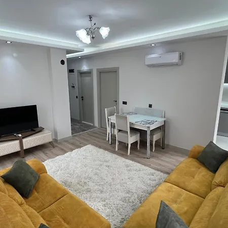 Dueden Selalesine Yakin Sik Genis Ve Rahat Daireler Apartmán Antalya
