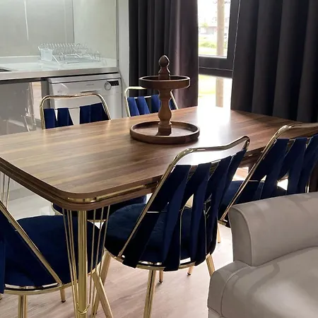 Apartmán Dueden Selalesine Yakin Sik Genis Ve Rahat Daireler Antalya