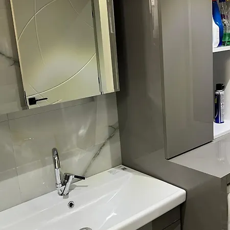 Dueden Selalesine Yakin Sik Genis Ve Rahat Daireler Apartment
